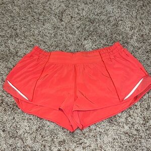 Lululemon Hotty Hot 2.5in Shorts